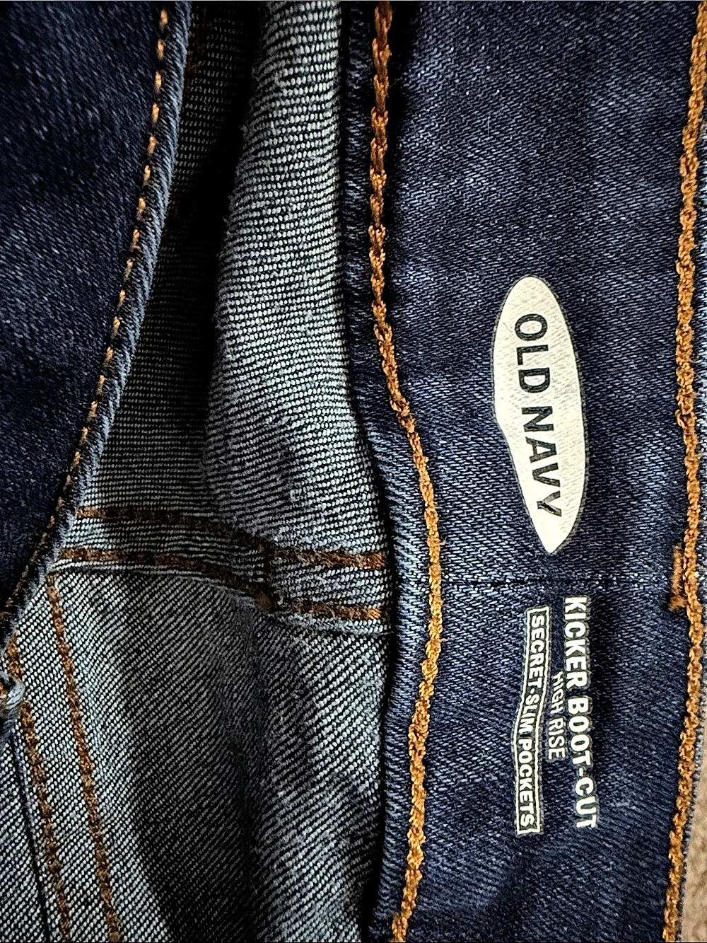 Old Navy Kicker Boot-Cut High Rise Secret-Slim Pockets Jeans High Rise - Picture 2 of 3